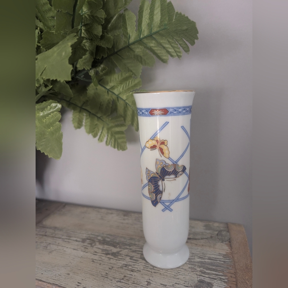 Elegant Ceramic Vase with Butterfly Design